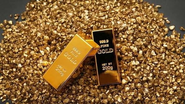 بعد قفزة قوية.. الذهب يتراجع مع ترقب بيانات التضخم الأميركية