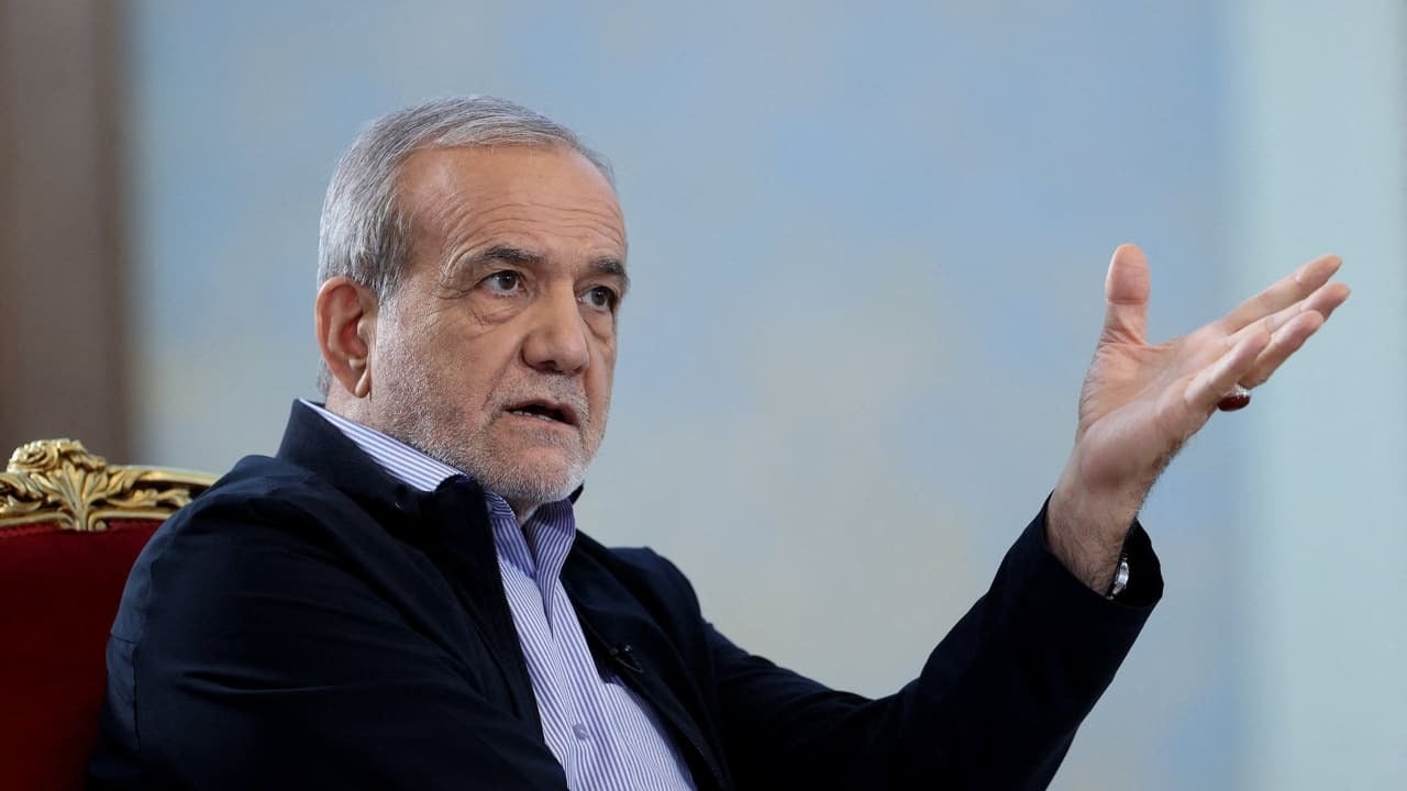 الرئيس الإيراني: متمسكون بمذكرة التفاهم رغم عدم ثقتنا بأميركا وحذرنا منها