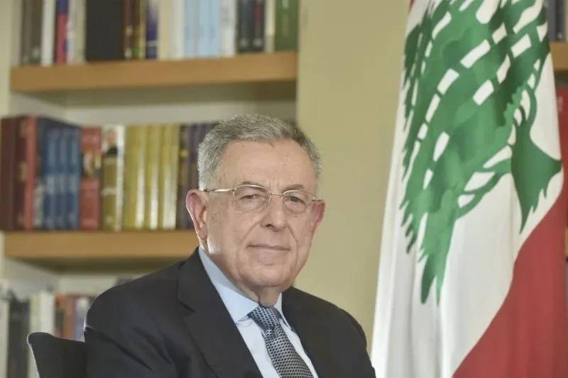 السنيورة يشيد بمواقف بري: لتضافر الجهود لقيام لبنان الدولة والمؤسسات