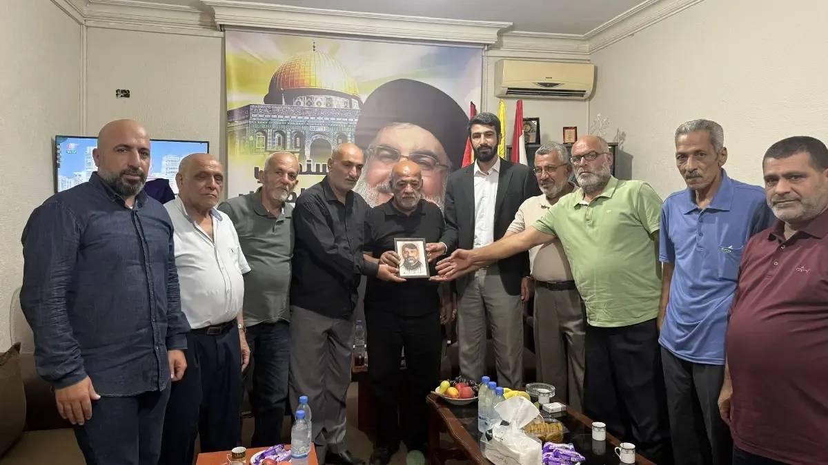 حزب الله و"تحالف القوى الفلسطينية" يبحثان تطورات الجنوب وغزة وأوضاع المخيمات