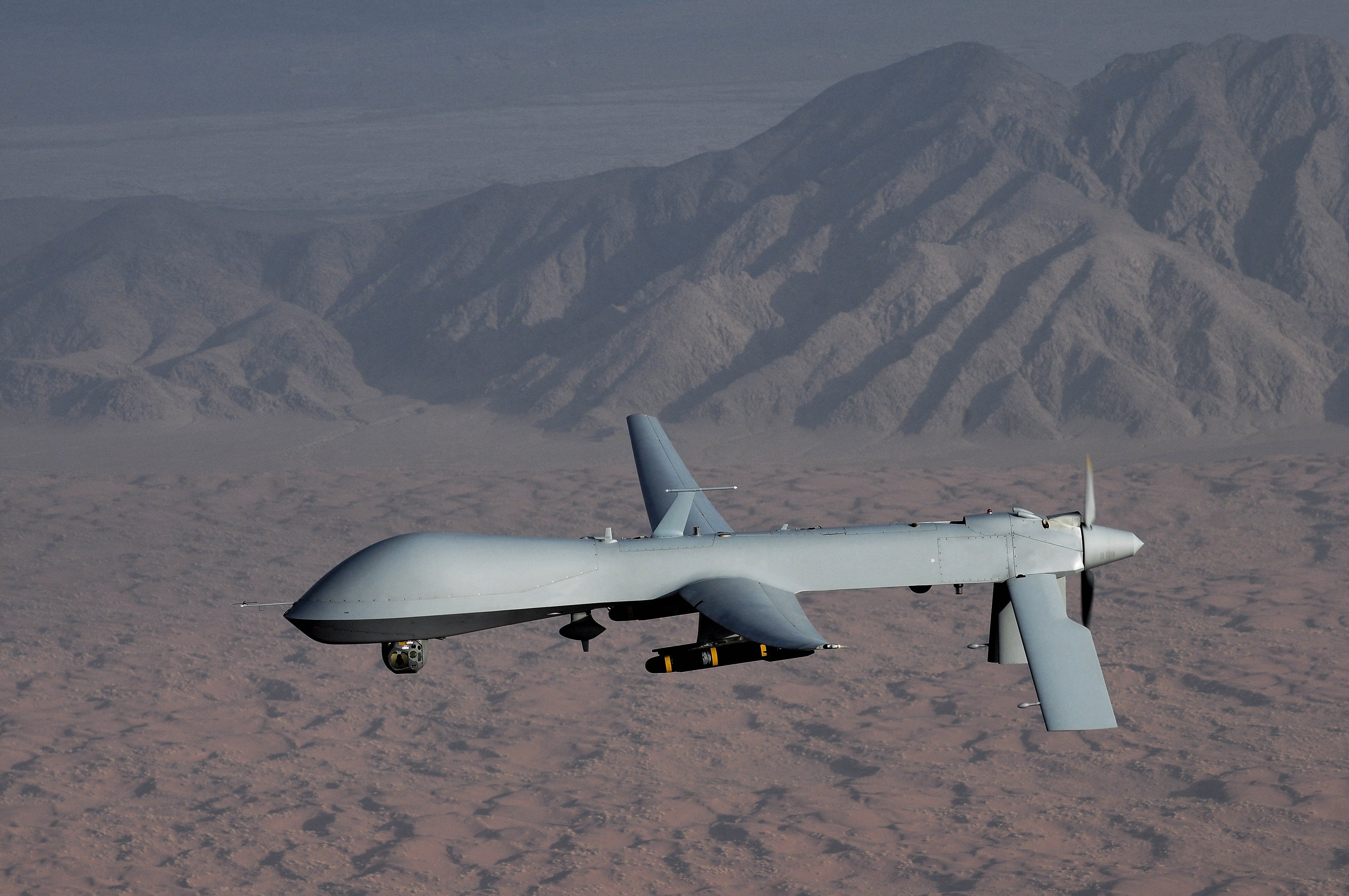 الجيش الإيراني يعلن إسقاط مسيّرة من طراز MQ-1 فوق بندر عباس