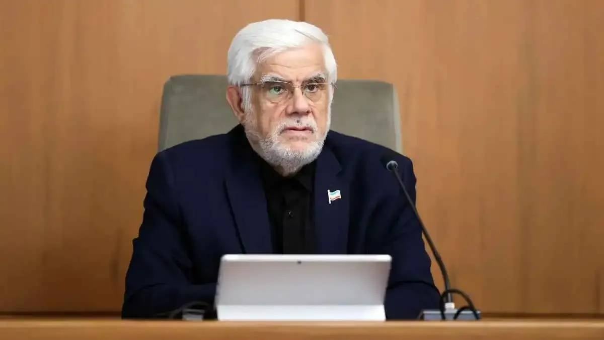 نائب الرئيس الإيراني: سيتم إلغاء دعم استيراد البنزين تدريجيًّا
