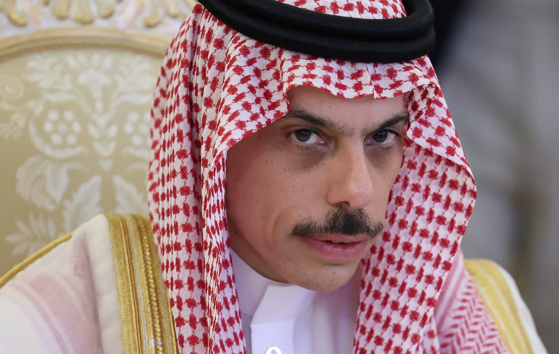 وزير الخارجية السعودي: المملكة لن تتردد في حماية مصالحها وأداء واجباتها بما يحقق الأمن في اليمن والمنطقة