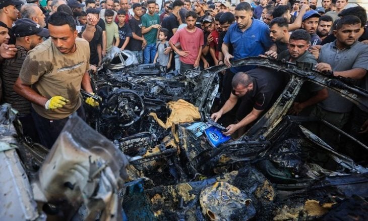 استشهاد فلسطيني وابنته بقصف إسرائيلي استهدف سيارة في غزة