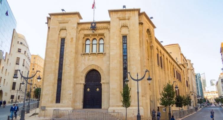 الإدارة والعدل تقرّ مواد من قانون تنظيم الرعاية الصحية المنزلية