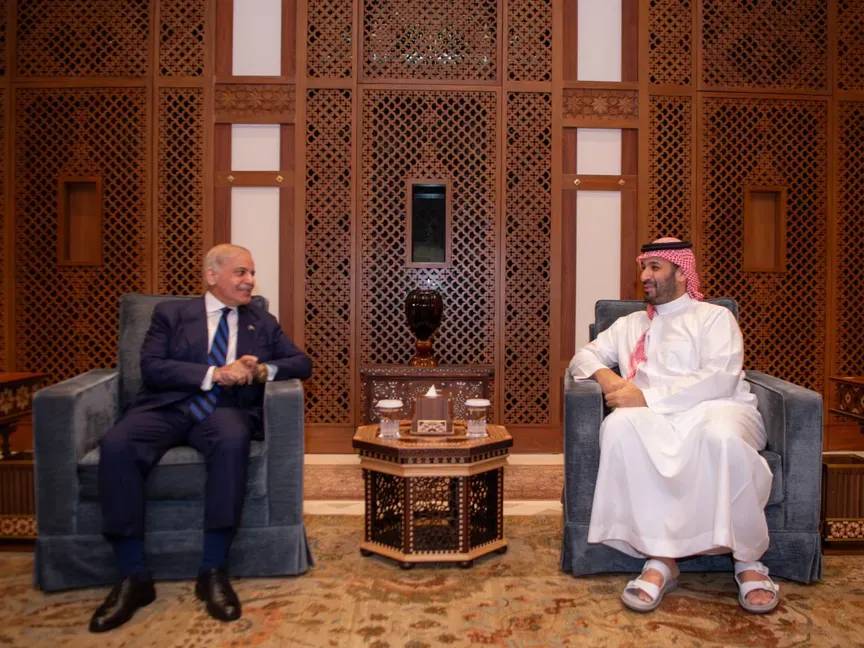 واس: ولي العهد السعودي ورئيس وزراء باكستان يبحثان هاتفيا التطورات الأخيرة وجهود خفض التصعيد في المنطقة