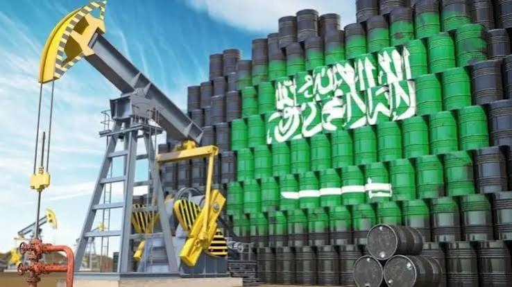 "رويترز" نقلا عن 3 مصادر تجارية: السعودية تُبلغ بعض مصافي النفط الأوروبية بإلغاء شحنات الخام المقرر تحميلها في أيلول عقب إغلاق خط الأنابيب شرق-غرب