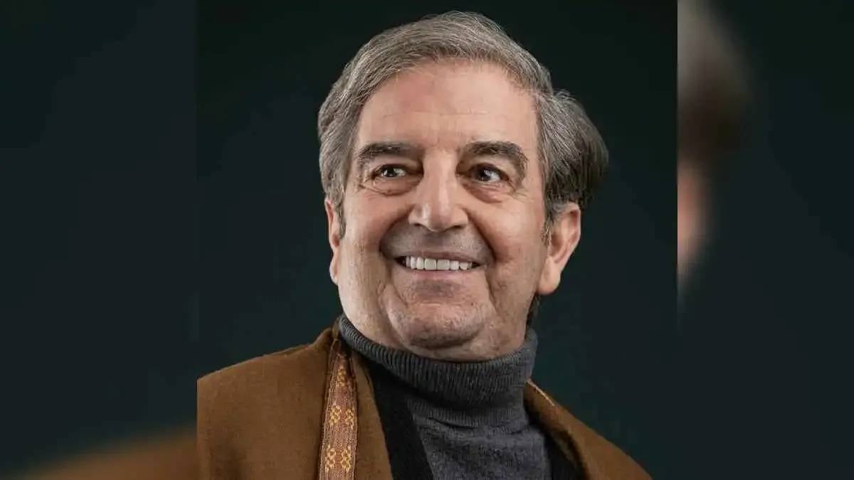 رحيل الفنان الجزائري سيد أحمد أقومي عن 86 عاماً