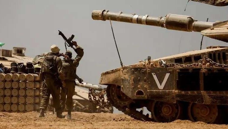 قصف مدفعي إسرائيلي استهدف منذ لحظات تلة علي الطاهر بـ3 قذائف ثقيلة