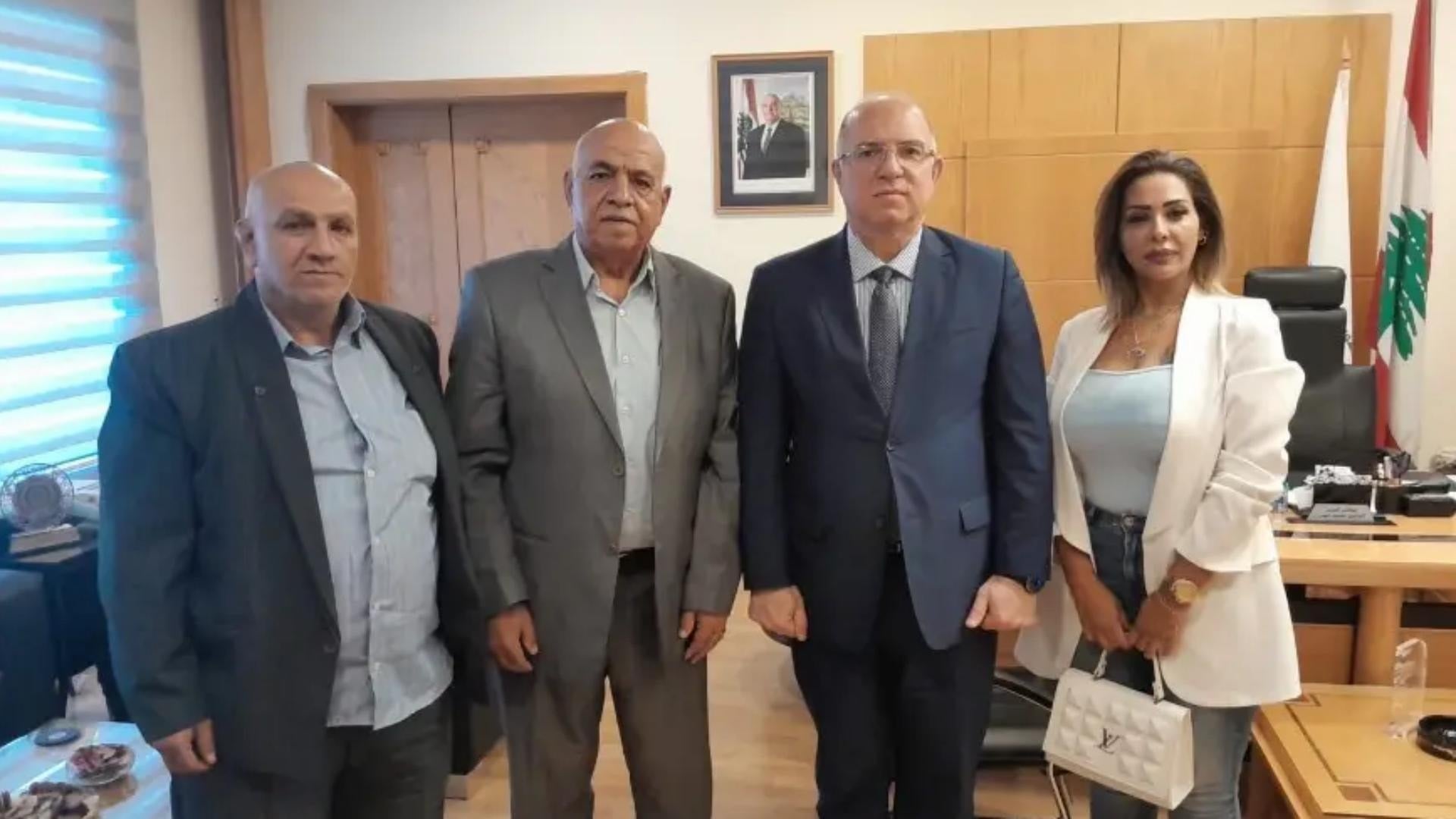 عمال المخابز يطالبون بحماية حقوقهم وتسوية أوضاع العمال الأجانب