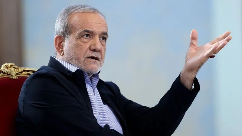 بزشكيان: "إسرائيل" تقتل والعقوبات تفرض على بلادنا... هذه ازدواجية في المعايير، وإيران لم تكن يوما دولة معتدية ولم تبدأ حربا قط وأظهرت دائما التزامها بالمفاوضات.