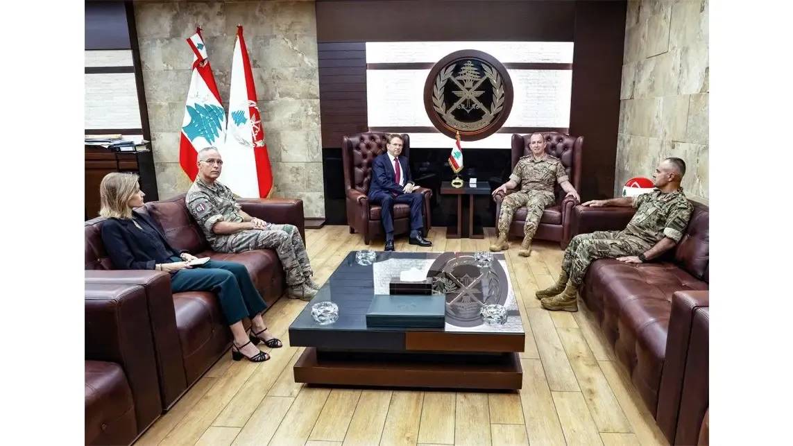 هيكل يلتقي السفير الفرنسي ومستشار الدفاع البريطاني