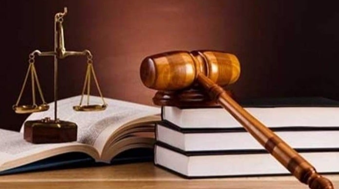 المساعدون القضائيون: إعلان الاعتكاف والتوقف عن العمل بعد غد الجمعة في كل المحاكم وقصور العدل، باستثناء الحالات المرتبطة بآخر يوم من المهلة القانونية.