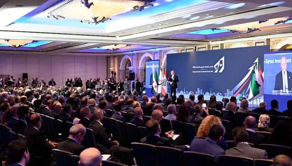 البساط ممثلاً عون في «المنتدى اللبناني - السوري للاستثمار»: نريد تحويل الجغرافيا إلى شراكة اقتصادية