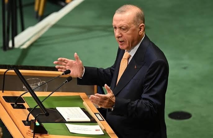 يالفيديو: الوفد الإسرائيلي يغادر قاعة الأمم المتحدة بالتزامن مع كلمة أردوغان