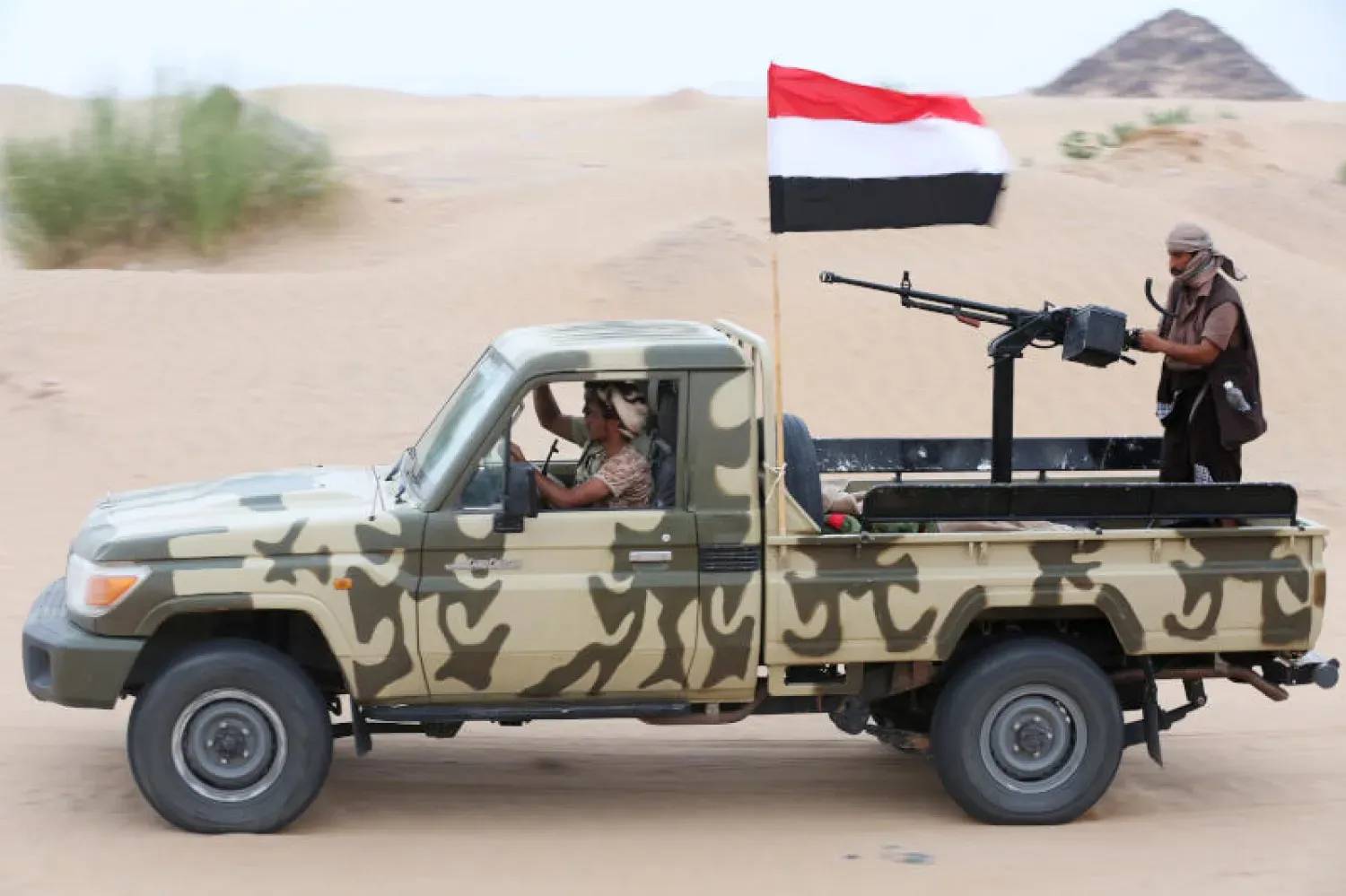 القوات الحكومية اليمنية: نفذنا غارات على تجمعات للحوثيين في محافظة الضالع جنوبي البلاد