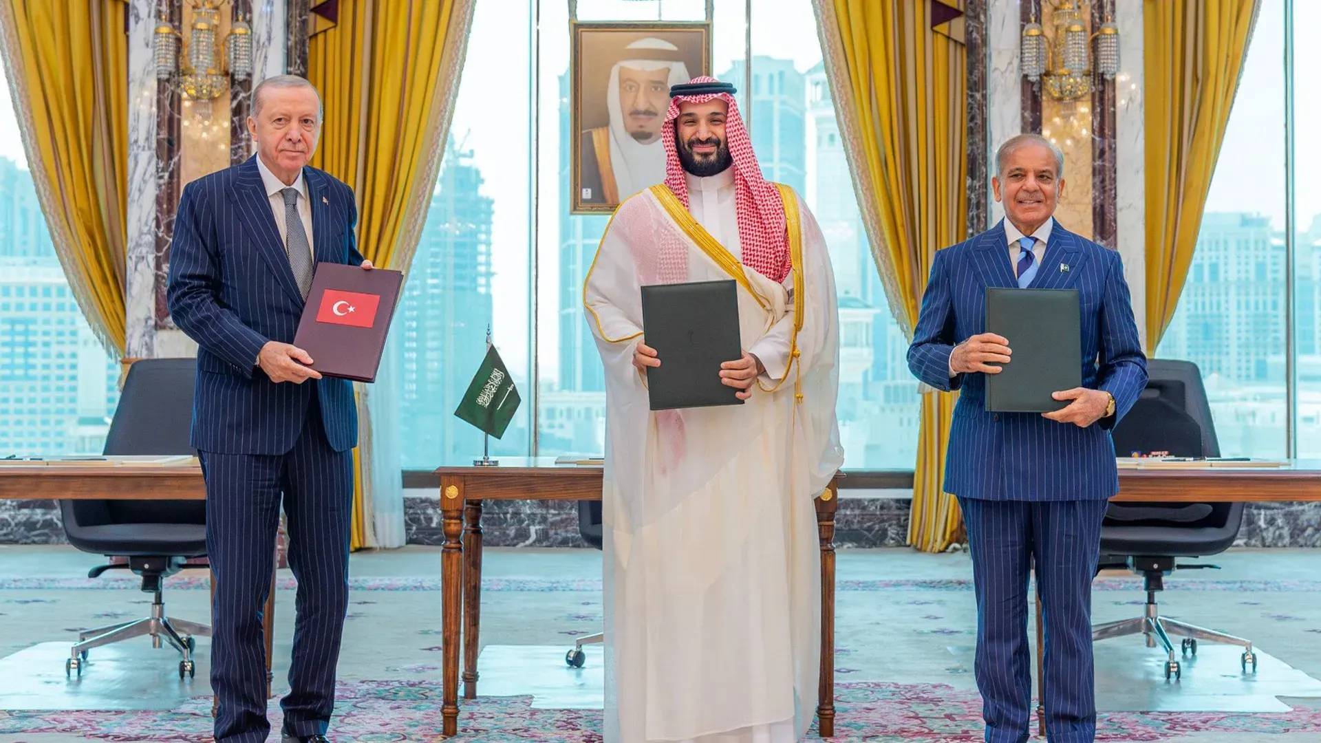 تركيا: نتوقّع عرض اتفاقية الدفاع مع السعودية وباكستان الشهر المقبل