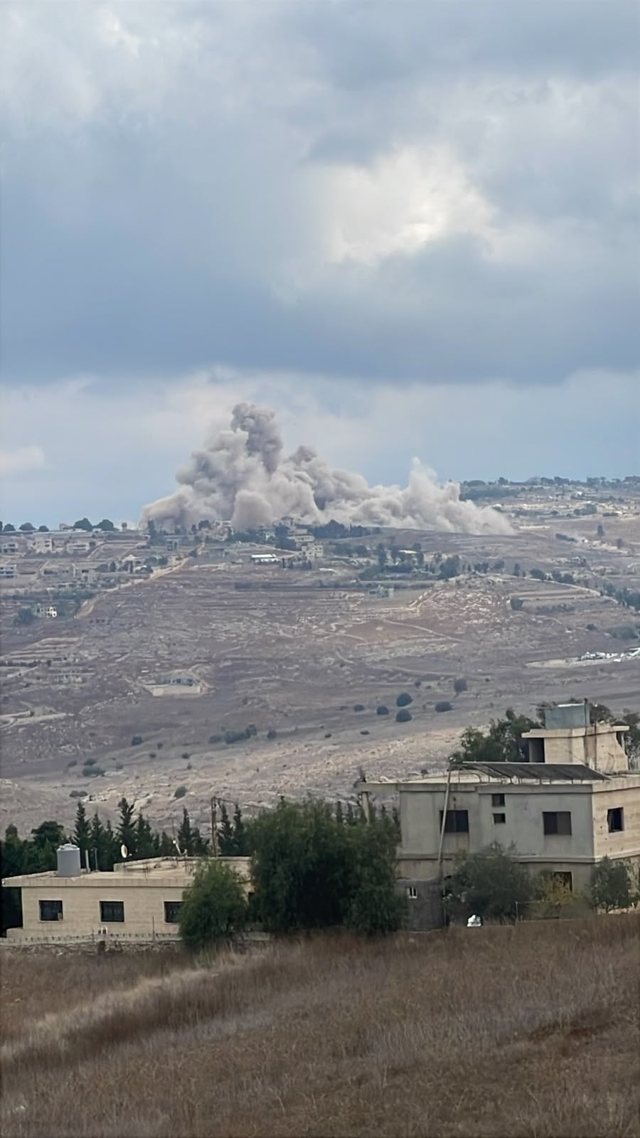 تفجير في بلدة ميس الجبل.