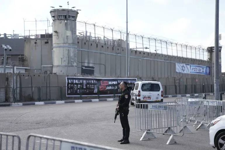 بلاغ أممي بشأن أوضاع معتقلي غزة في قسم "راكيفت" بسجن الرملة