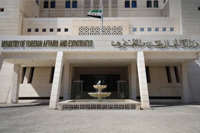 دمشق: علاقاتنا مع إيران تتطلب مراجعة سياساتها السابقة