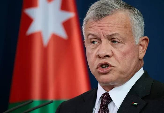 ملك الأردن يحذر من التصعيد الإسرائيلي في الضفة والقدس