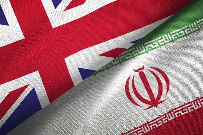 رئيس الوزراء البريطاني: نعتقد أن إيران متورطة في حادثة قاعدة فيرفورد