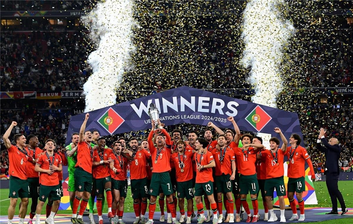 كم يكلّف رحيل رونالدو منتخب البرتغال؟