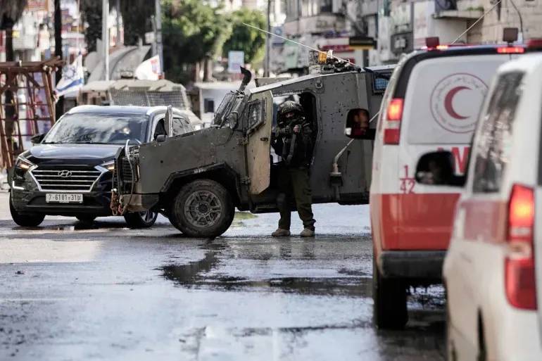 مستشفى شهداء الأقصى: إصابة طفلة برصاص قوات الاحتلال جنوبي مدينة دير البلح وسط قطاع غزة