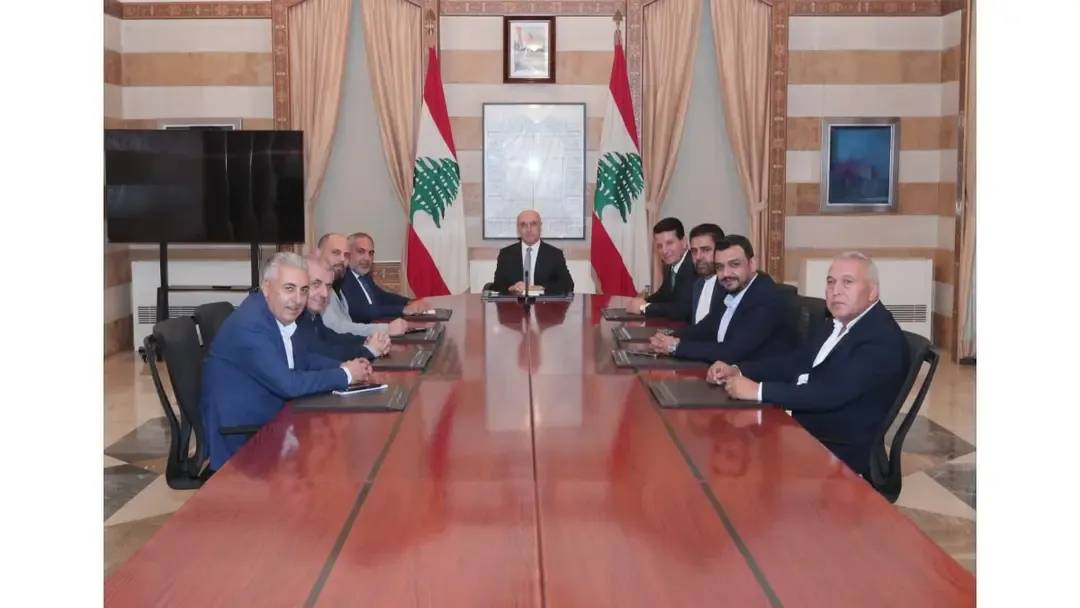 الحجار لبلديات جوار مكب سرار: نتابع مطالبكم ونضمن حقوقكم