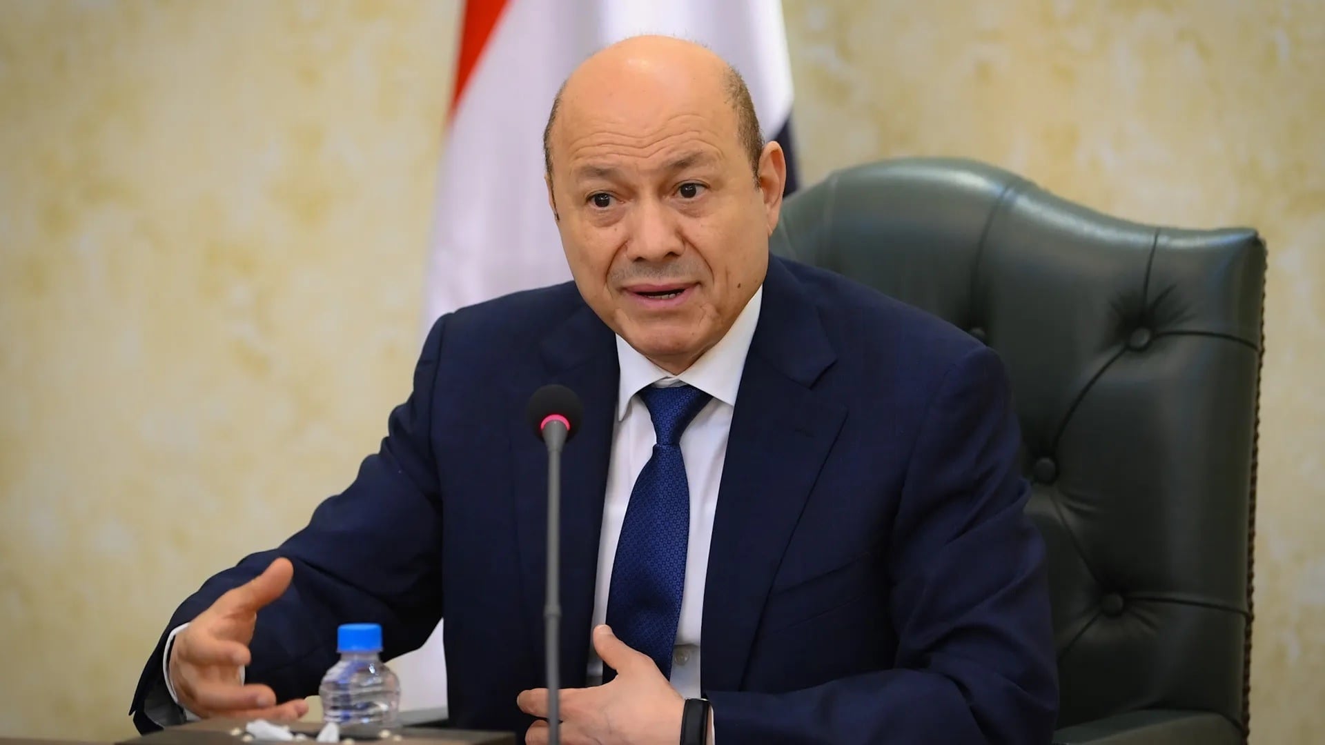رئيس مجلس القيادة الرئاسي اليمني رشاد العليمي يعلن بدء العمليات العسكرية لاستعادة ما تبقى من أراضي البلاد وبسط سلطة الدولة ومؤسساتها على كامل التراب اليمني