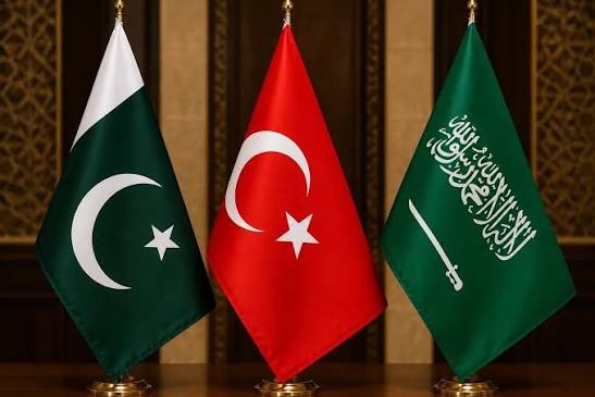"حلف مكة" يتحرك.. قوات باكستانية وتركية إلى السعودية!