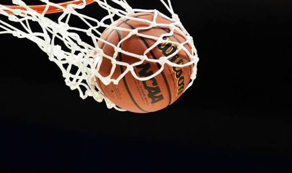 انتهاء الشوط الأوّل من المباراة النهائيّة لبطولة "وصل" (FIBA West Asia Super League) بتقدّم الرياضي على الحكمة بفارق 6 نقاط بنتيجة 40-34 على ملعب نهاد نوفل
