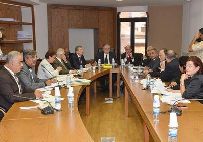 لجنة الدفاع عرضت قانون
الإرث لغير المحمديين