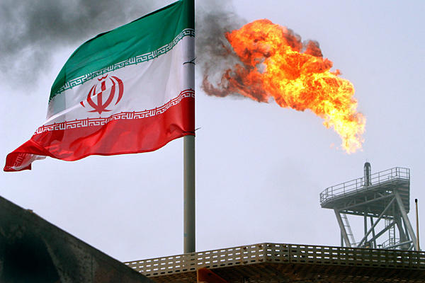 ايران تسعى الى جذب شركات النفط الأجنبية