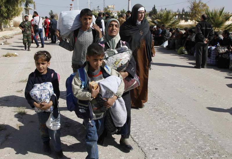 الأسد للإبراهيمي : الحل بوقف دعم «الإرهابيين» ...
المعارضة تنتقد المبعوث الأممي : لم يعد كما بدأ ...
المدنيون غادروا «المعضمية» وفتاوى «داعش» بحق النساء
