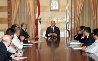 شربل: المسح الإجباري لأراضٍ
في لاسا في 15 تشرين الثاني