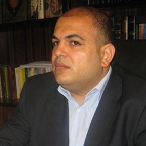 جاءنا هذا الكتاب من الاستاذ رفعت عيد 