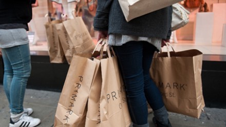 ارتفاع مبيعات التجزئة في بريطانيا  بنسبة 2.6%