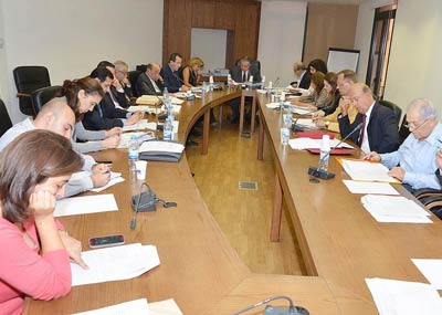لجنة الادارة ناقشت قانون التفتيش المركزي
و«فرعيتها» تابعت درس مشروع التجارة البرية