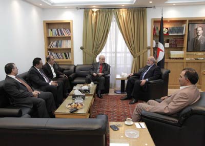 التقى وفداً من «الوطني الحرّ والقدومي»
حردان: لانتفاضة فلسطينّية ثالثة تزيل
كلّ رواسب الخمول آثار المساومات