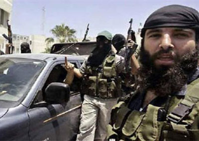 نصائح غربية إلى المعنيين للسير بصيغة 9-9-6
مصادر ديبلوماسية: جهات محلية واقليمية تدعم
وتسهّل تغلغل التنظيمات التكفيرية في لبنان