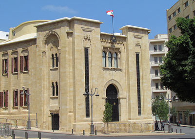 شريعة الغاب... تنتصر على الدستور