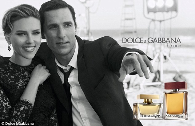 ماثيو ماكونهي وسكارليت جوهانسون في إعلان D&G الجديد