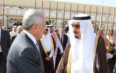 سليمان عاد من السعودية: لتمتين
علاقة المحبة والاحترام والتعاون