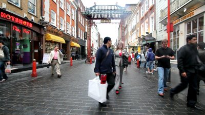 تراجع معدل التضخم في بريطانيا الى 2.2% 