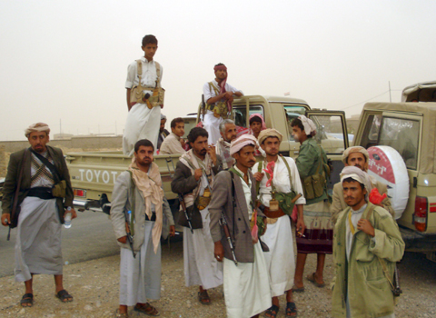 قتلى وجرحى في معارك بين الحوثيين والسلفيين في اليمن 
