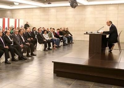 جعجع : حزب الله يستغلّ تعويذة
الجيش ــ الشعب ــ المقاومة ورقة تين له