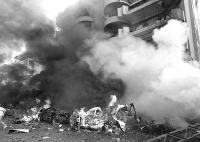 انتحاريان يُفجّران نفسيهما قرب السفارة الإيرانيّة : 23 شهيداً و150 جريحاً
