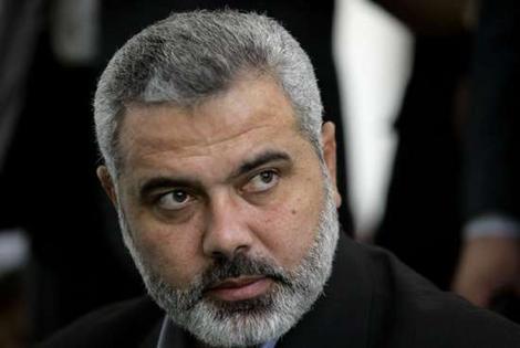 هنية يقدم التعازي لمصر 