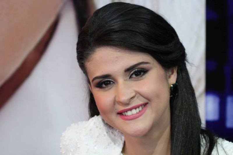 سلمى رشيد تعايد اللبنانيين